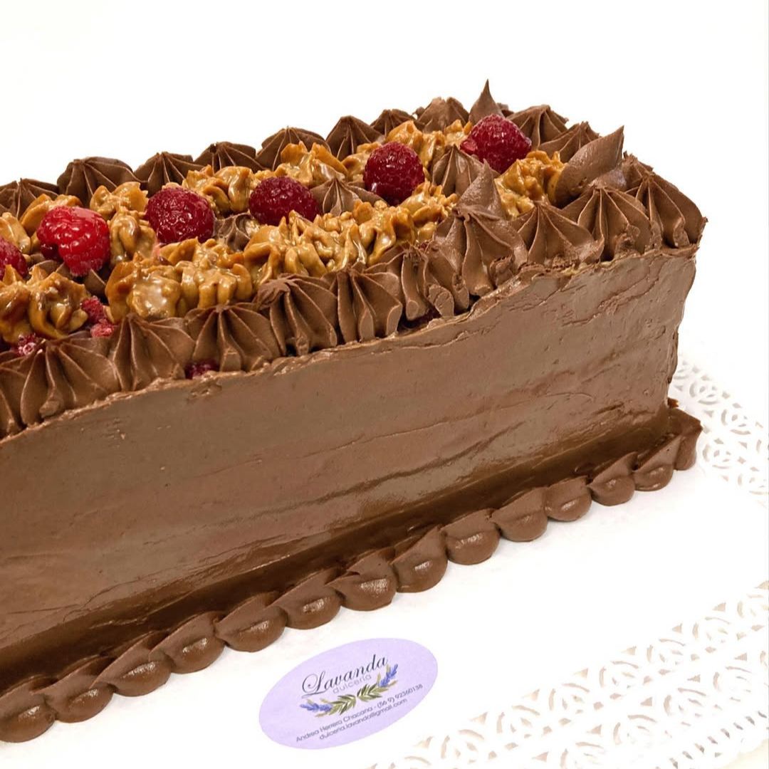 Torta bizcocho chocolate frambuesa manjar